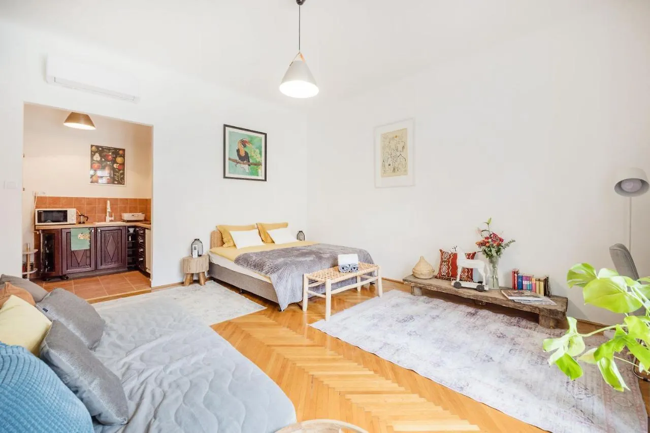 Modern Flat In Heritage District Near The City Center Budapest