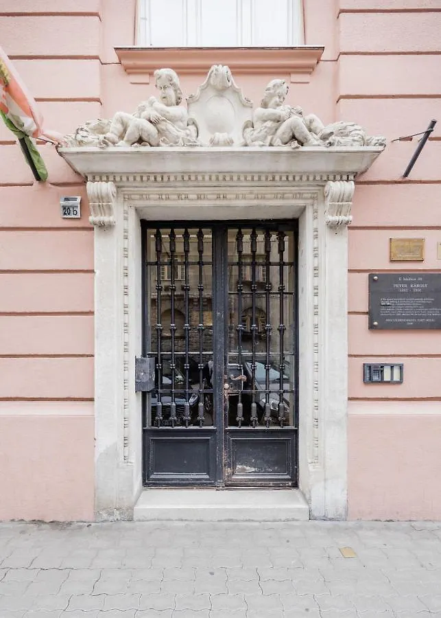 Apartment Modern Flat In Heritage District Near The City Center Budapest